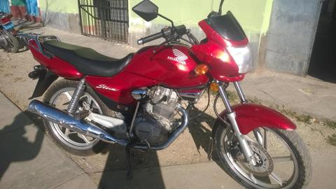 VENDO MOTO