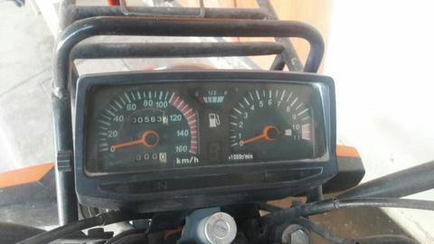 Vendo Moto Casi Nueva 563km