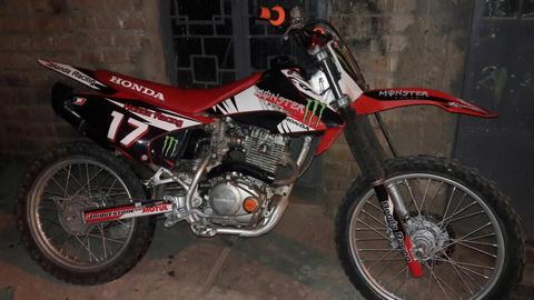 Vendo Moto Crf230