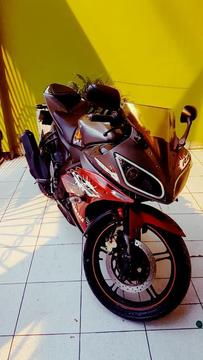 Yamaha R15 2016 con Positron C.soat