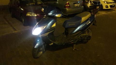 Vendo Mi Moto Scooter Italika 150