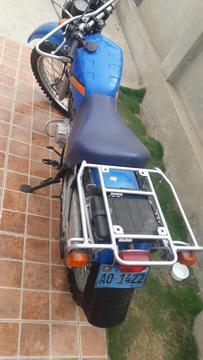 Vendo Motocicleta Ag 200año 2011bien con