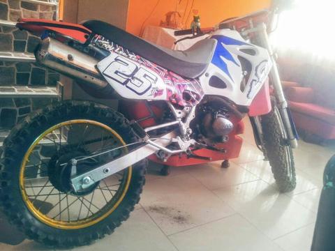 Vendo Moto Cross Llamar 962612316