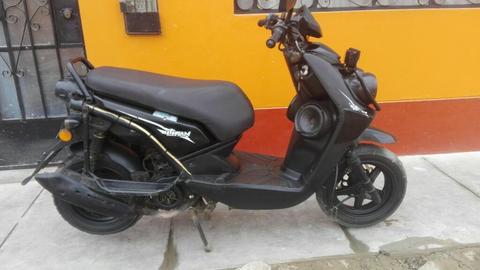 Vendo Mi Moto Lifan Motor 150