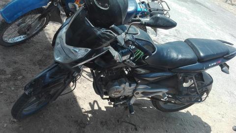 Se Vende.una Moto Pulsar 135