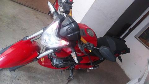 Vendo moto keeway semi nueva
