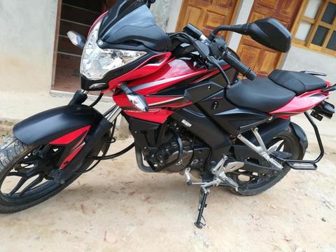 Moto Pulsar 150