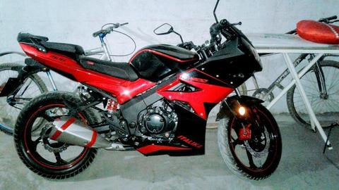 Vendo Moto Rt200