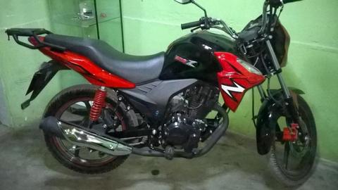 Vendo Moto Lineal del año 2016 llamar al 941680721