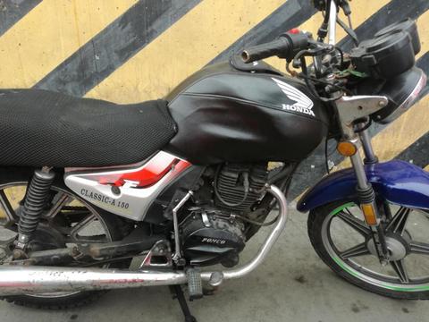 Moto ronco clasic 150 del años 2014
