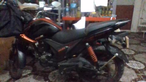 SE VENDE MOTO LINEAL ITALIKA EN EXCELENTES CONDICIONES