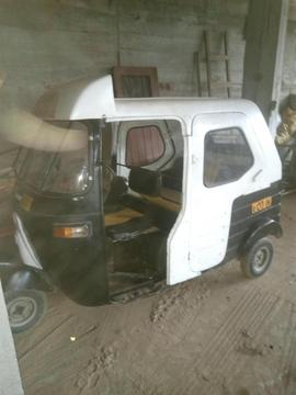 Vendo bajaj de 2T AÑO 2002 con 5 lumbreras S/1500.00