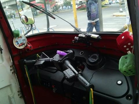 Vendo Moto Bajaj 205