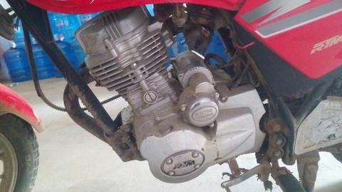 Se Vende Moto Rtm125 en Buemas Condicion
