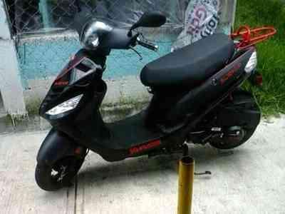 vendo moto escooter 125