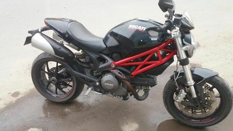 Ducati Monster 796 Abs