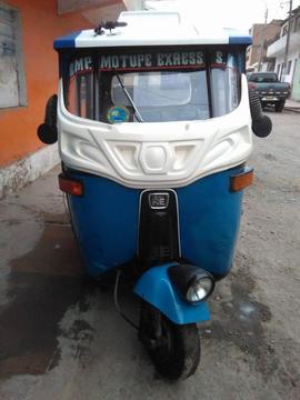 MOTO AZUL LLAMAR CEL:989855221 COMAS