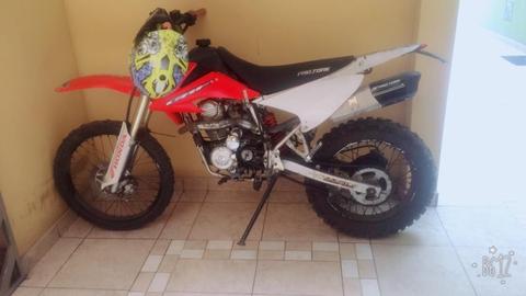 Moto 250