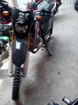 Moto lifan 250