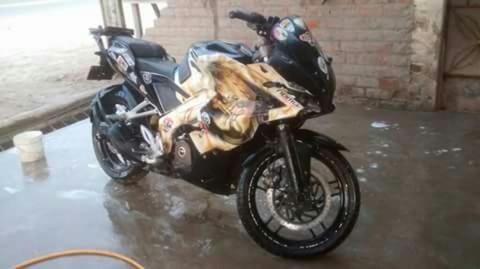 Pulsar Rs 200