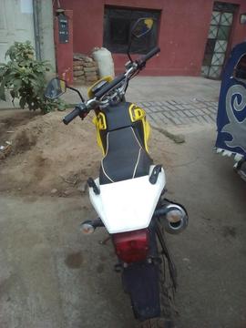 Se Vende Esta Moto en Buen Estado