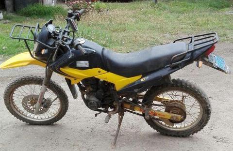 REMATE DE MOTO 800 DOLARES