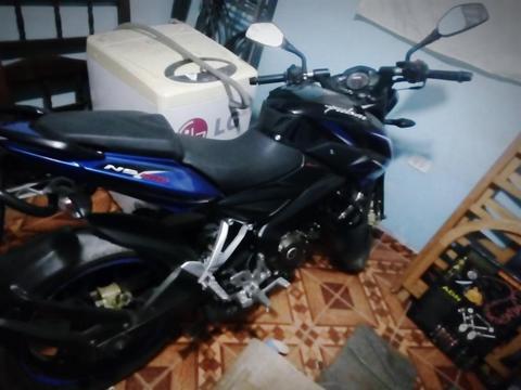 PULSAR NS 200