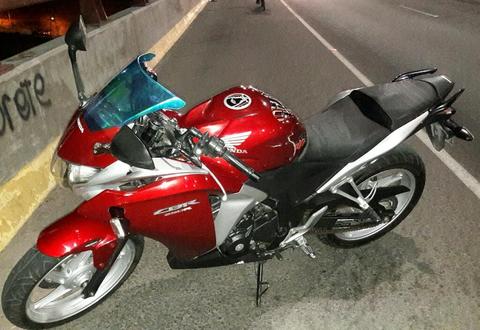 Vendo Mi Honda Cbr 250 R