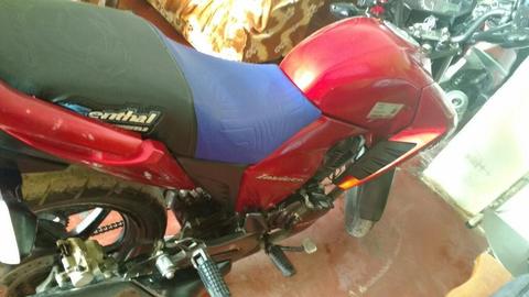 Vendo Moto Invicta 150