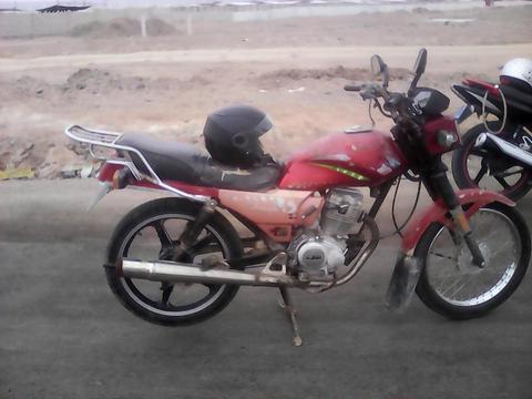 VENDO MOTO RTM 125 CC AÑO 2007