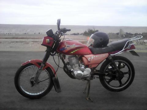 VENDO MOTO RTM 125cc AÑO 2007 O CAMBIO X CELULAR