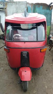 Se Vende Una Moto Car Bajaj 4 Tiempos