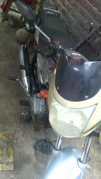 Vendo Moto Honda Cel.982941682931548668