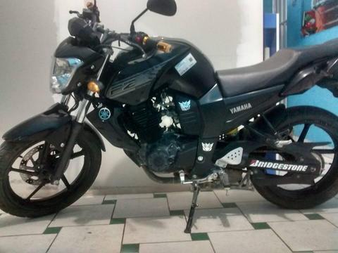 Vendo Moto Yamaha Fz 16 Color Negra