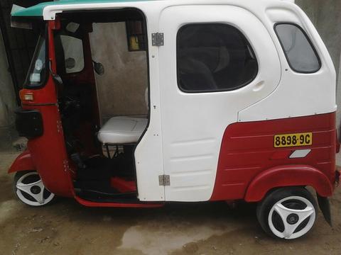 Se Vende Una Moto Bajaj 4 Tiempos Glp