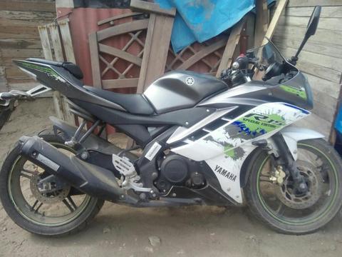 Vendo Moto Yamaha R15