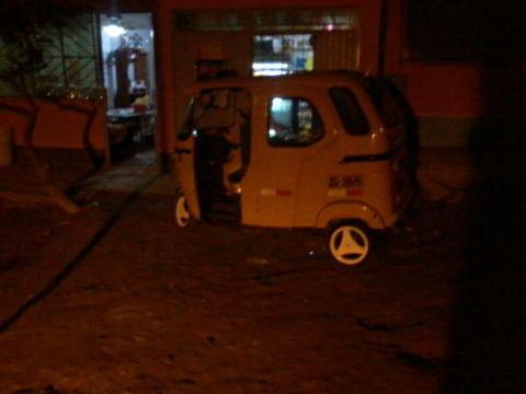 Vendo Mototaxi Bajaj 205