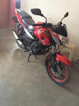 Vendo Pulsar 135