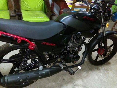 Vendo Moto Iralika 150