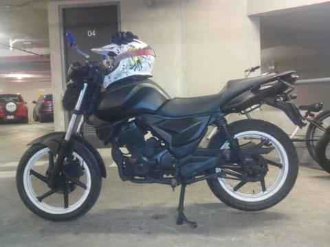 MOTO KEEWAY RS150