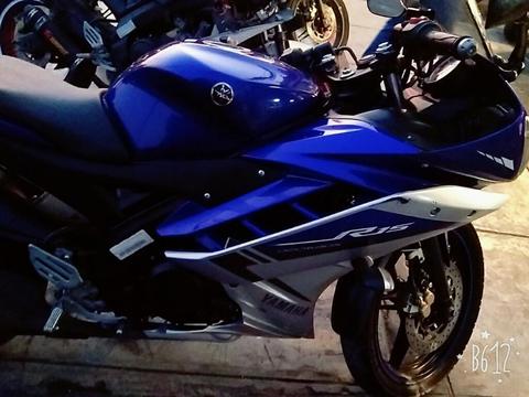 Yamaha R15