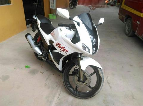 Moto Hero Karizma