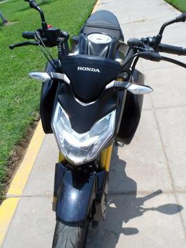 Moto Honda modelo CB190R, año 2016