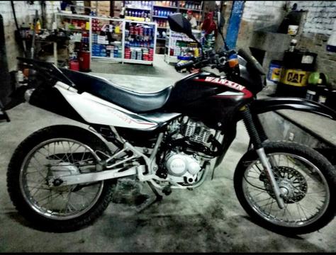 Vendo Moto por Motivo de Viaje