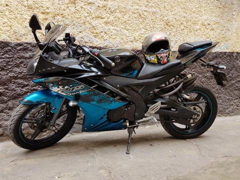 Moto Yamaha R15 Edition Especial