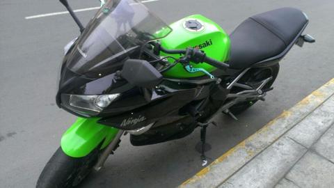 Vendo Moto Kawasaki 650r