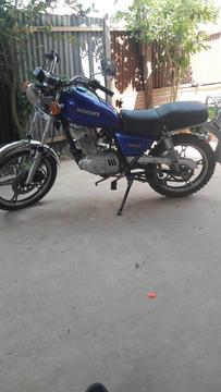 Moto Suzuki Gn 125