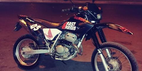 Vendo Moto Lineal Xr250 Honda Tornado