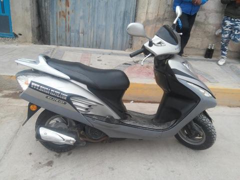 Vendo Honda Elite 125 Vuenas Condisiones