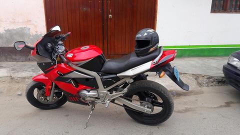 Vendo Moto Pistera Motor 200